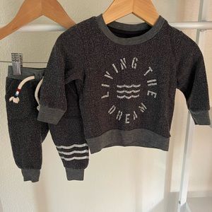 Sol Angeles Baby Hacci Waves Joggers and Hacci Sweatshirt in Navy. Size 3-6M.